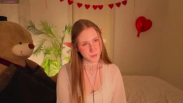 CassieReborn online show from 02-17-26, 11:02