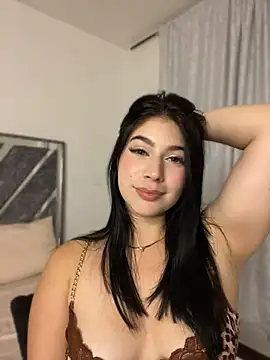 Snapshot of _HannahFox_ chatting on 06-11-26, 02:53 HannahFox online show from 06-11-26, 02:53