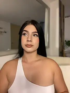 Snapshot of _HannahFox_ chatting on 06-18-26, 10:59 HannahFox online show from 06-18-26, 10:59