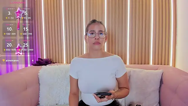 Luna Millers online show from 06-28-26, 04:52