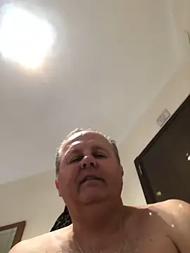 Snapshot of YachtCaptain10 chatting on 02-06-26, 12:56 YachtCaptain10 online show from 02-06-26, 12:56