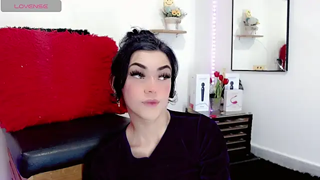 Snapshot of NathalialLooes chatting on 02-02-26, 11:04 NathalialLooes online show from 02-02-26, 11:04