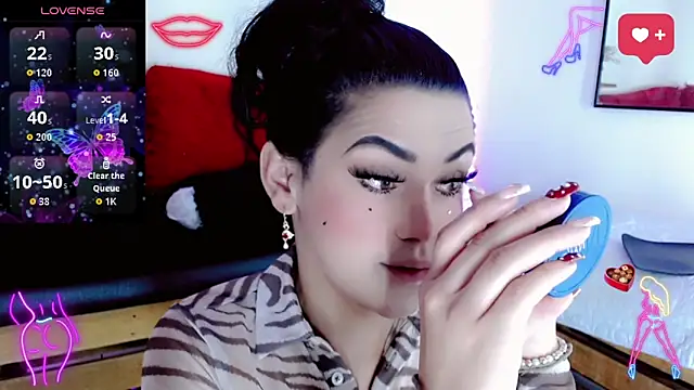 Snapshot of NathalialLooes chatting on 02-14-26, 09:37 NathalialLooes online show from 02-14-26, 09:37