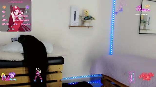 NathalialLooes online show from 04-02-26, 05:14