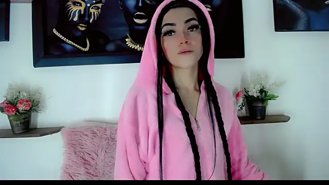 Snapshot of NathalialLooes chatting on 02-22-26, 05:54 NathalialLooes online show from 02-22-26, 05:54