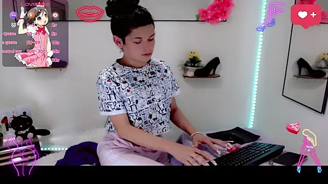 NathalialLooes online show from 03-24-26, 05:07