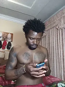 Snapshot of -HIIM- chatting on 06-14-26, 01:46 -HIIM- online show from 06-14-26, 01:46