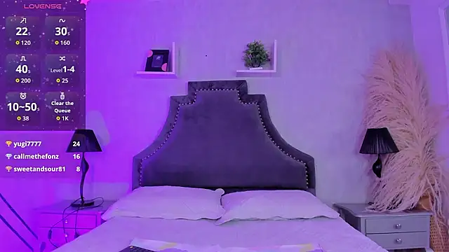 Snapshot of KarelyMitchel chatting on 02-20-26, 01:13 KarelyMitchel online show from 02-20-26, 01:13