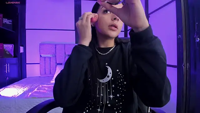 Snapshot of KarelyMitchel chatting on 02-07-26, 02:03 KarelyMitchel online show from 02-07-26, 02:03