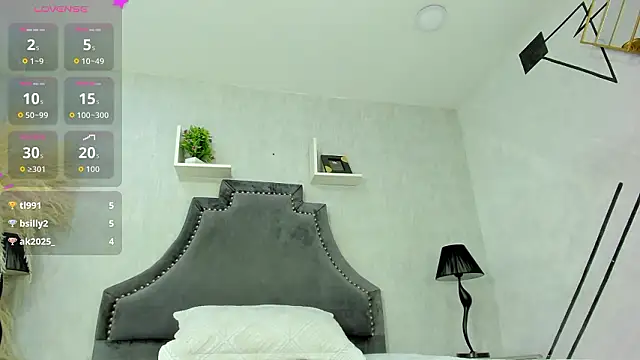 Snapshot of KarelyMitchel chatting on 01-31-26, 07:12 KarelyMitchel online show from 01-31-26, 07:12