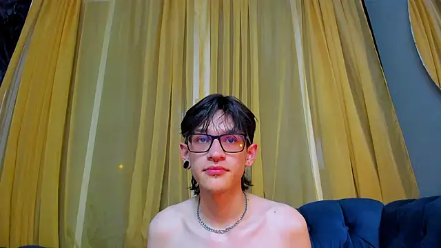 Snapshot of Jax_valentine chatting on 02-17-26, 11:02 Jax valentine online show from 02-17-26, 11:02