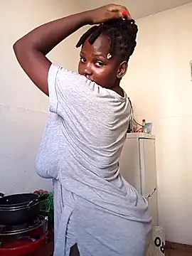 MIlk Spray  online show from 03-08-26, 06:06