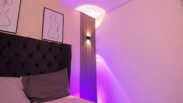 SARHA ANTONELLI online show from 03-17-26, 12:19