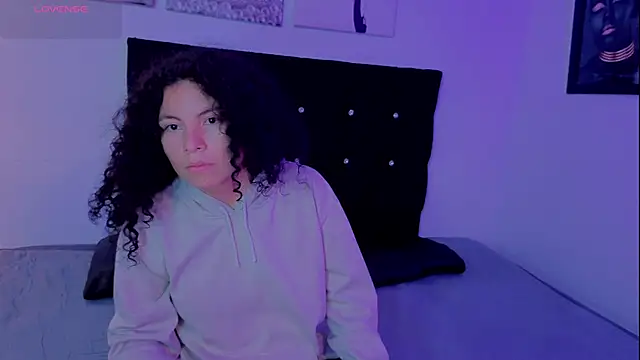 Zoe-yanin online show from 03-18-26, 06:42