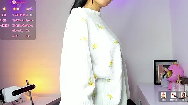 kaylaneee  online show from 08-04-26, 01:26