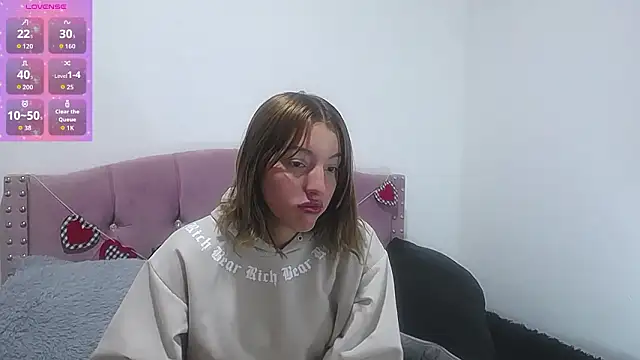 emily cooper pym online show from 02-04-26, 12:00