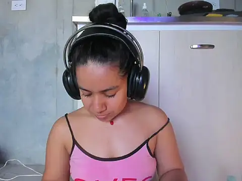 Snapshot of chiarafustox chatting on 06-25-26, 07:30 chiarafustox online show from 06-25-26, 07:30
