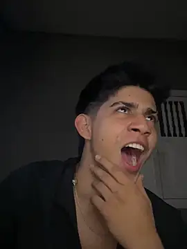 Snapshot of Thiago_Olsen chatting on 02-05-26, 11:17 Thiago Olsen online show from 02-05-26, 11:17