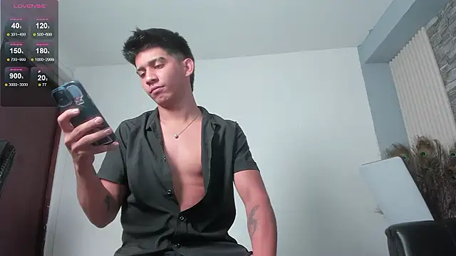 Snapshot of Thiago_Olsen chatting on 02-04-26, 10:16 Thiago Olsen online show from 02-04-26, 10:16