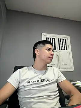 Snapshot of Thiago_Olsen chatting on 02-13-26, 05:51 Thiago Olsen online show from 02-13-26, 05:51