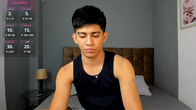 Snapshot of Thiago_Olsen chatting on 02-06-26, 09:11 Thiago Olsen online show from 02-06-26, 09:11