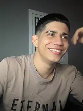 Snapshot of Thiago_Olsen chatting on 02-18-26, 11:17 Thiago Olsen online show from 02-18-26, 11:17