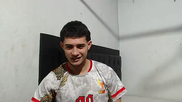 Snapshot of jhayko22 chatting on 02-17-26, 08:44 jhayko22 online show from 02-17-26, 08:44