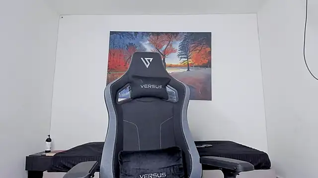 ryanwhite3 online show from 04-08-26, 10:33