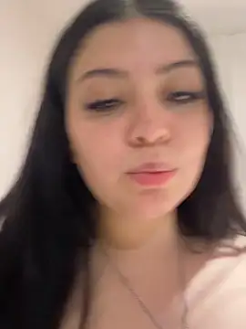 Snapshot of lolaaculaa chatting on 04-02-26, 04:19 lolaaculaa online show from 04-02-26, 04:19