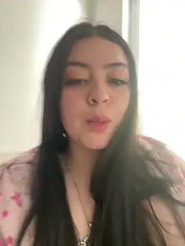 Snapshot of lolaaculaa chatting on 04-27-26, 01:09 lolaaculaa online show from 04-27-26, 01:09