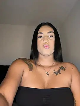 Snapshot of mari_pauli_xx chatting on 02-20-26, 12:07 mari pauli xx online show from 02-20-26, 12:07