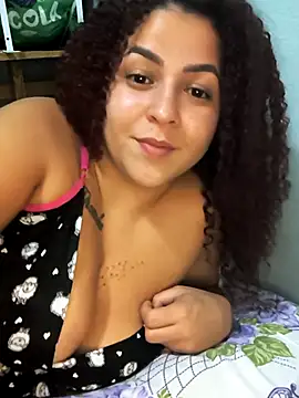 Snapshot of Dree4i20 chatting on 02-06-26, 02:51 Dree4i20 online show from 02-06-26, 02:51