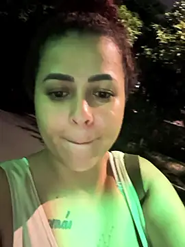 Snapshot of Dree4i20 chatting on 02-17-26, 10:29 Dree4i20 online show from 02-17-26, 10:29