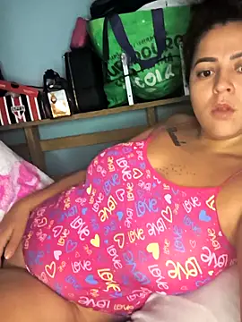 Snapshot of Dree4i20 chatting on 02-08-26, 11:19 Dree4i20 online show from 02-08-26, 11:19