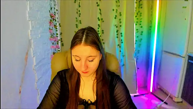 Snapshot of EvaxCharm chatting on 02-07-26, 03:36 EvaxCharm online show from 02-07-26, 03:36