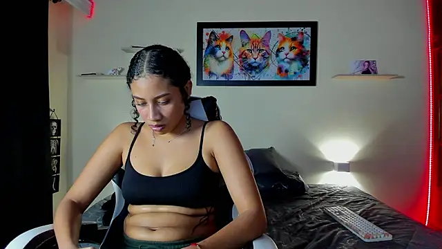 Snapshot of meredit_cris23 chatting on 02-22-26, 05:54 meredit cris23 online show from 02-22-26, 05:54