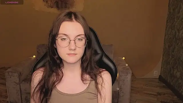 Snapshot of VixenLight chatting on 02-05-26, 09:49 VixenLight online show from 02-05-26, 09:49