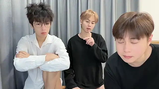 No 1MiaoMiao-Kk online show from 02-07-26, 11:40