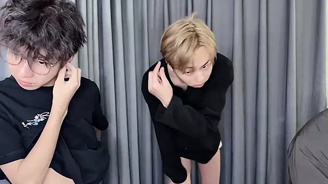 No 1MiaoMiao-Kk online show from 02-09-26, 11:41