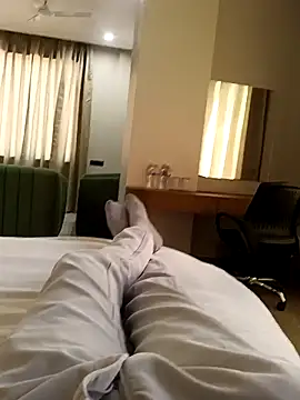 Snapshot of Romantic_rakesh_12 chatting on 03-03-26, 08:21 Romantic rakesh 12 online show from 03-03-26, 08:21