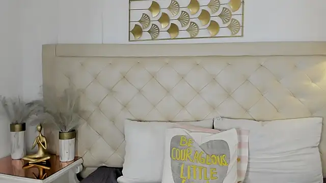 Snapshot of sweets_one chatting on 03-02-26, 07:15 sweets one online show from 03-02-26, 07:15