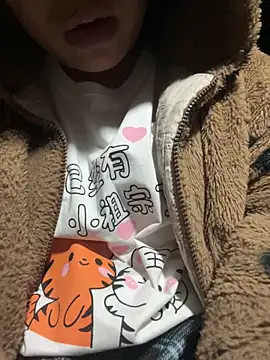 Violin xue online show from 02-24-26, 04:02