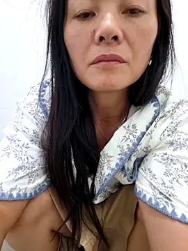 Snapshot of Baby-loveass69 chatting on 06-12-26, 01:03 Baby-loveass69 online show from 06-12-26, 01:03