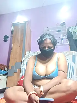 Snapshot of Fetish-Couple2 chatting on 03-13-26, 11:15 Fetish-Couple2 online show from 03-13-26, 11:15