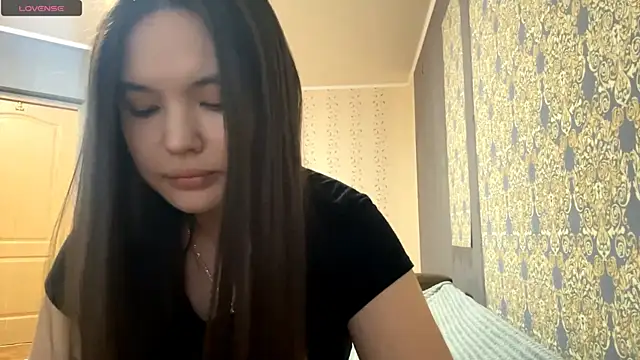 Snapshot of Ayazyn chatting on 02-28-26, 02:06 Ayazyn online show from 02-28-26, 02:06