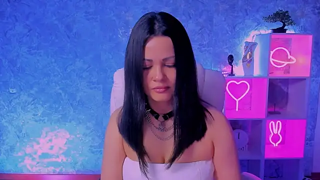 karolina robinson online show from 04-03-26, 07:48