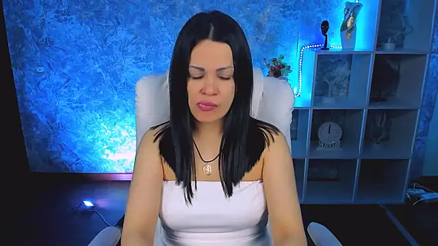 Snapshot of karolina_robinson chatting on 04-22-26, 11:39 karolina robinson online show from 04-22-26, 11:39