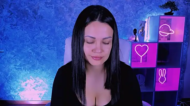 Snapshot of karolina_robinson chatting on 03-03-26, 12:01 karolina robinson online show from 03-03-26, 12:01