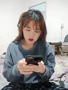 Snapshot of Queen-love45 chatting on 02-19-26, 01:52 Queen-love45 online show from 02-19-26, 01:52