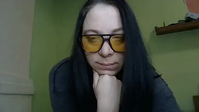 MillaSourety online show from 02-12-26, 08:47